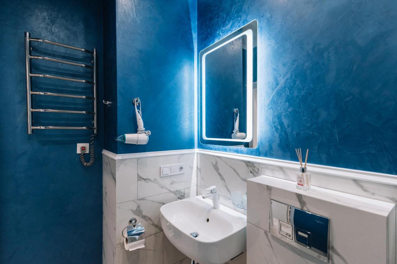 Royal Tower Vip Smart Apartments 3 Киев Екстериор снимка