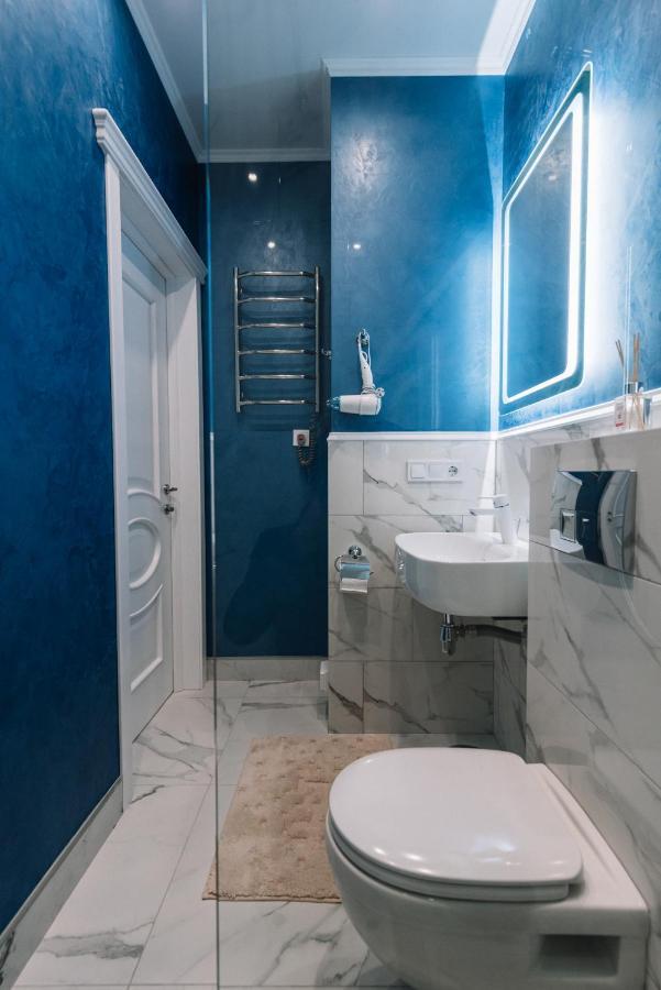 Royal Tower Vip Smart Apartments 3 Киев Екстериор снимка