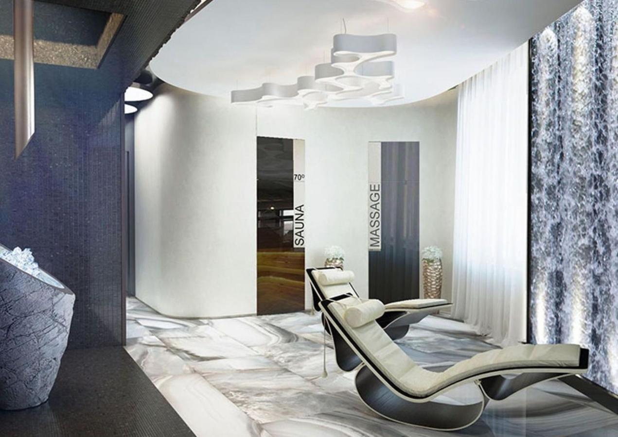 Royal Tower Vip Smart Apartments 3 Киев Екстериор снимка