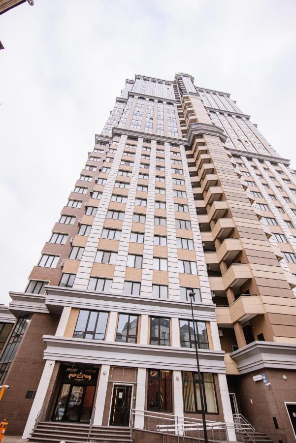 Royal Tower Vip Smart Apartments 3 Киев Екстериор снимка
